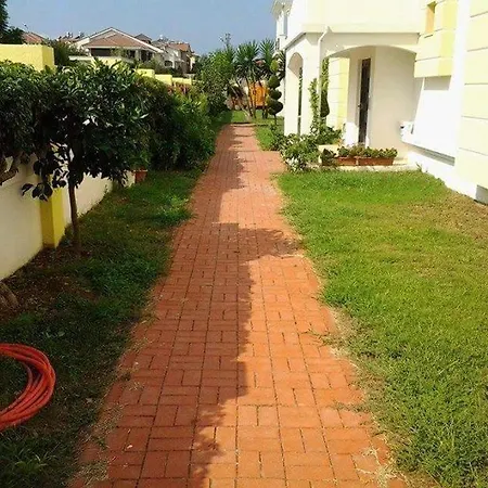 Apartment Lilium Garden Side